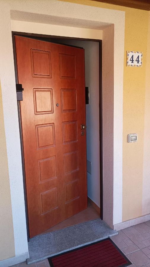 Апартаменти La Casa Di Arly Ольбія Екстер'єр фото